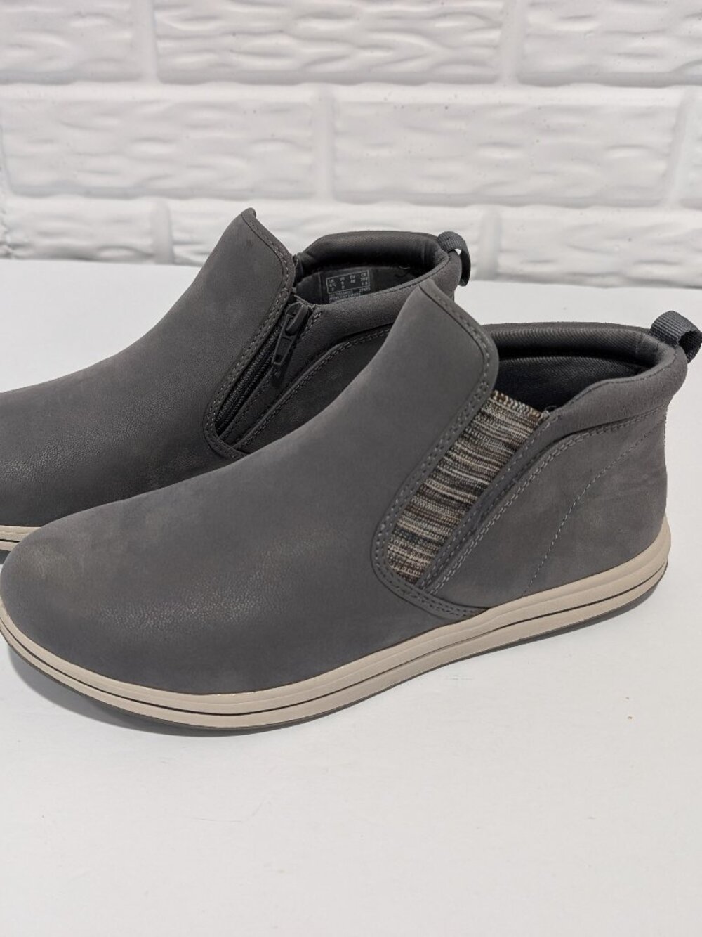 Clarks Women's Breeze Clover Ankle Boots Cloud Stepper Size 9 Gray Comfort